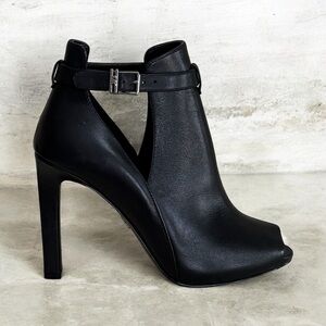 NWOT Michael Kors Black Lawson Open Toe Stiletto Heel Ankle Boots! Size 6!